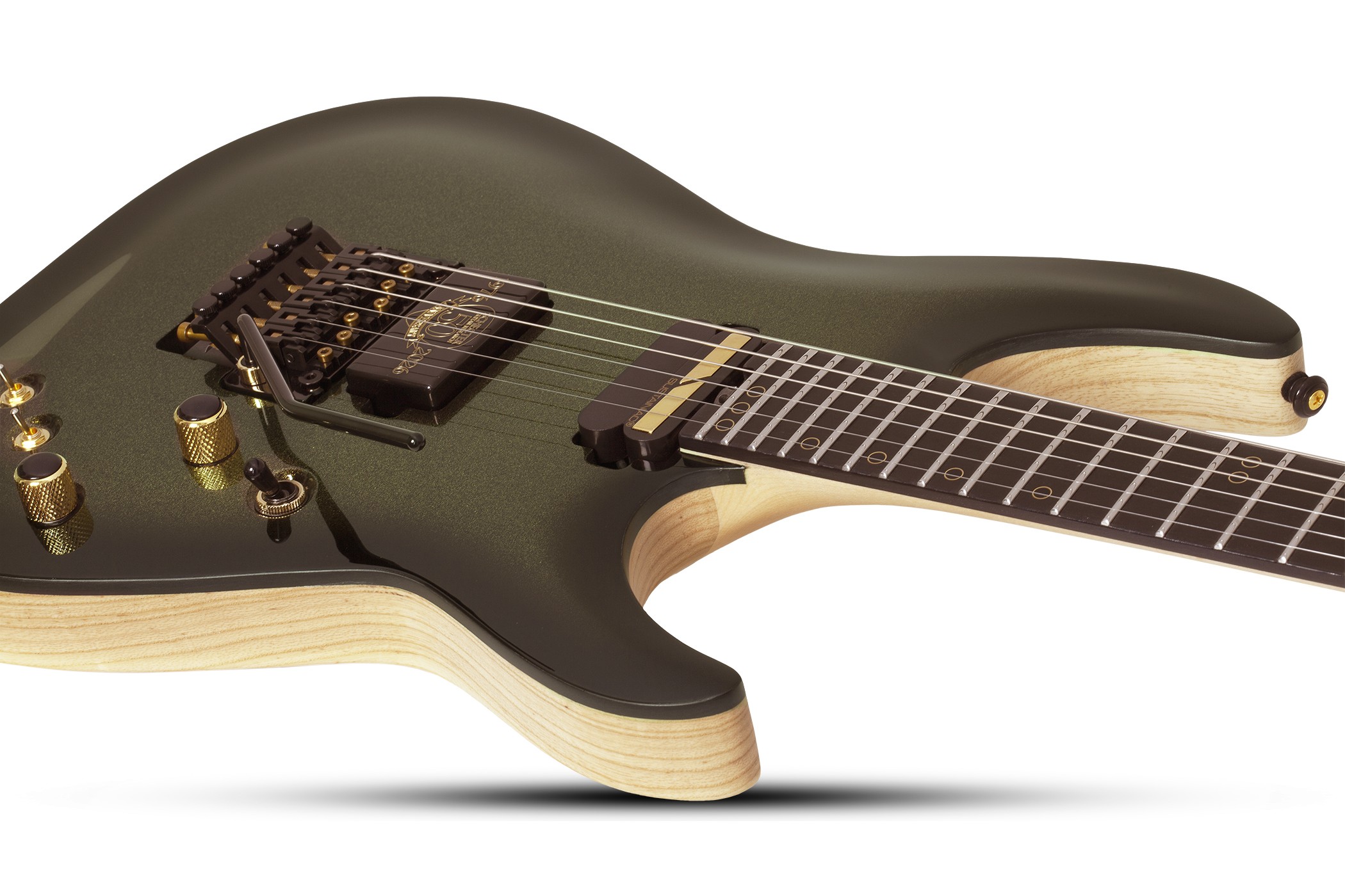 Schecter festeggia 50 anni con la Gold Anniversary Collection